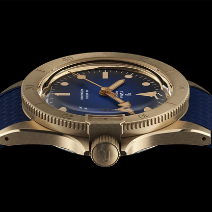Superman Bronze CMM.10 Blue Limited Edition